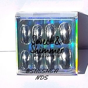 Sweet & Shimmer Press On Nails - SILVER